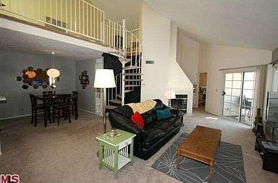 3rd image of 6640 Clybourn Ave Unit 62