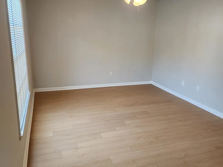 2491 Realm St — Photo 11