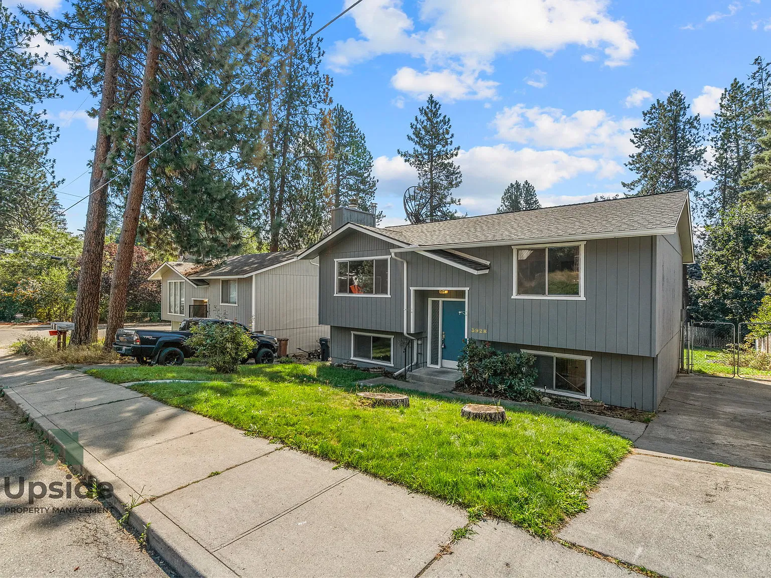 ML - 3928 East 36th Avenue - 1 — Photo 4