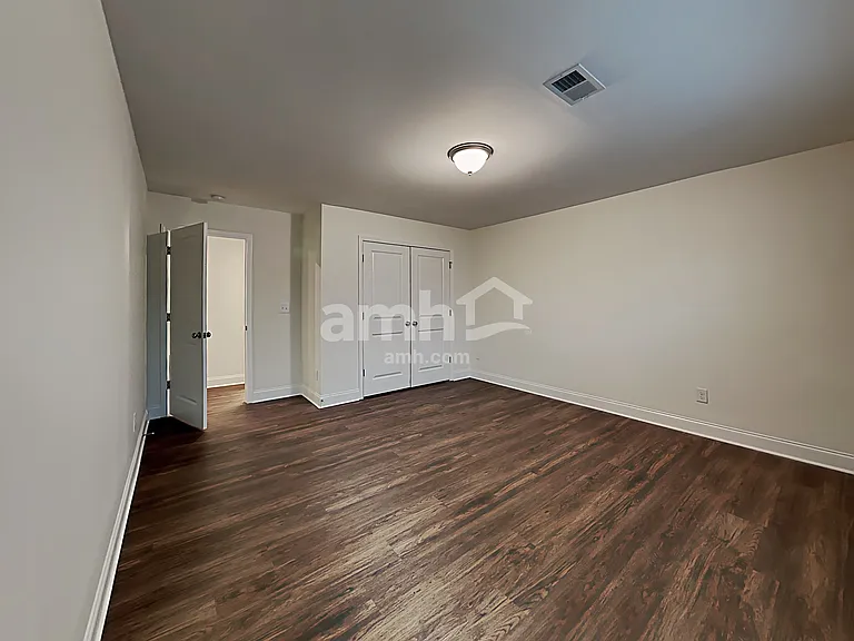 661 Woodall Rd — Photo 16
