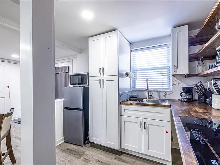 1122 Elaine Dr — Photo 11