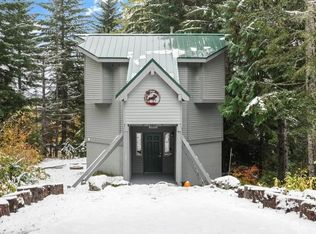 180 Chamonix Place, Snoqualmie Pass, WA 98068