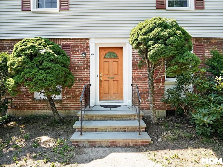 25 Surrey Ln — Photo 26