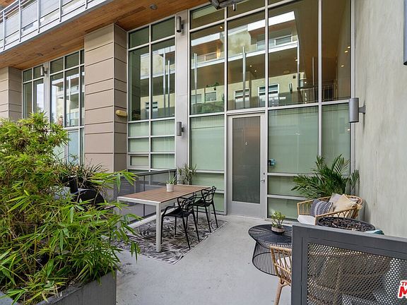 5th image of 5806 Waring Ave APT 4