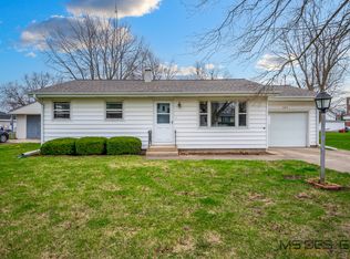 205 S 2nd St, Malta, IL 60150