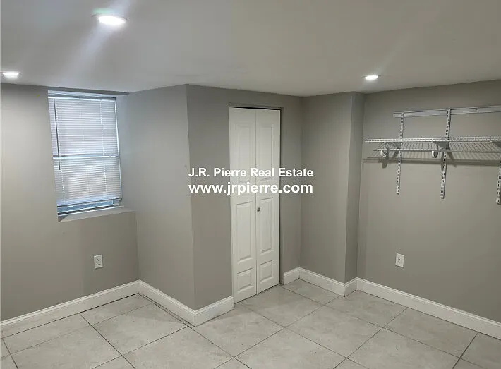 13 Montgomery Ave — Photo 4