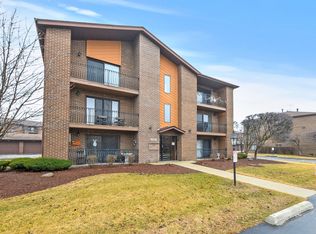 15712 Revere Ct APT D, Oak Forest, IL 60452