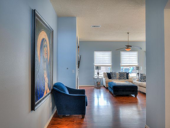 4th image of 10001 Silverton Dr NW