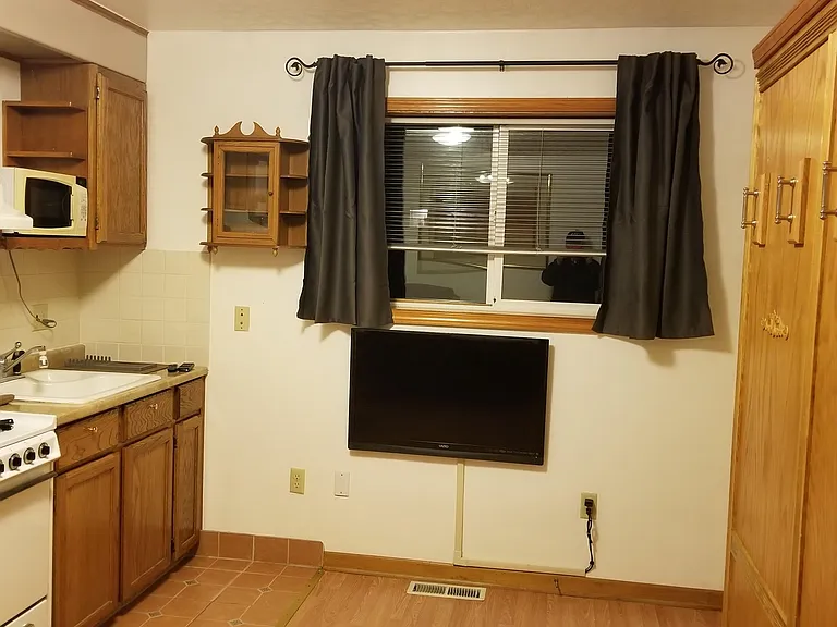 11695 SW Greenburg Rd #1 — Photo 11