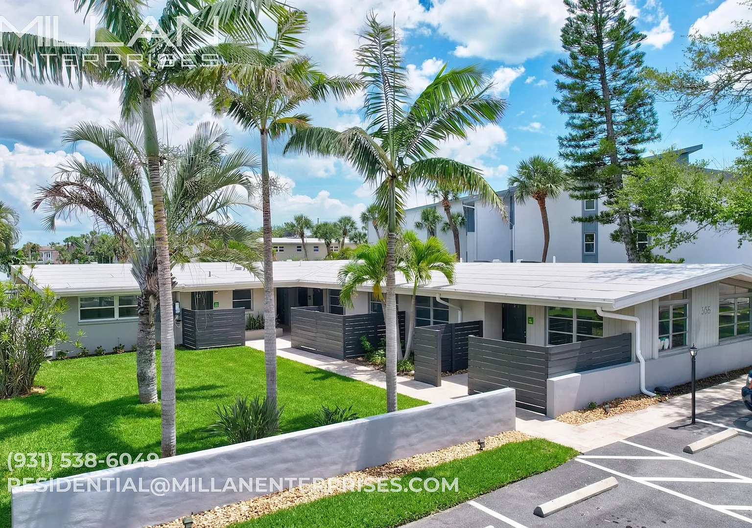 325 Capri Boulevard — Photo 1