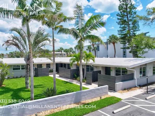325 Capri Boulevard