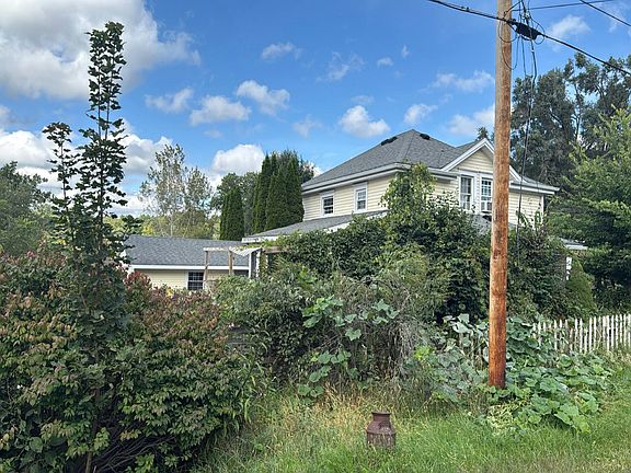 3rd image of 302 Palmer St