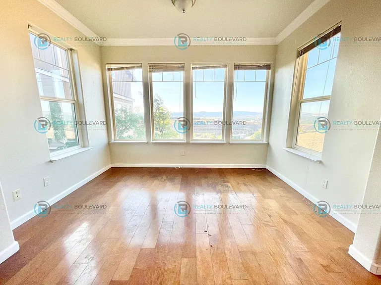 4007 Anthony James Ct — Photo 15