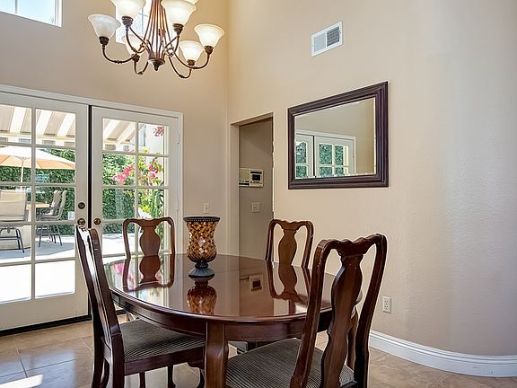 5th image of 5085 Caspian Dr