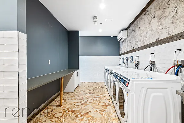 Rented by Rennit Inc. | media 39