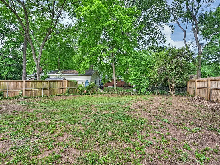 1500 Burnley Rd — Photo 25
