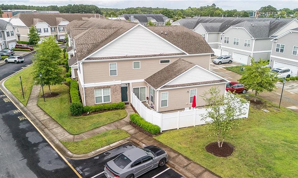 1st image of 471 Abelia Way