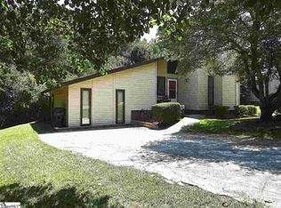 1715 Winding Way, Taylors, SC 29687