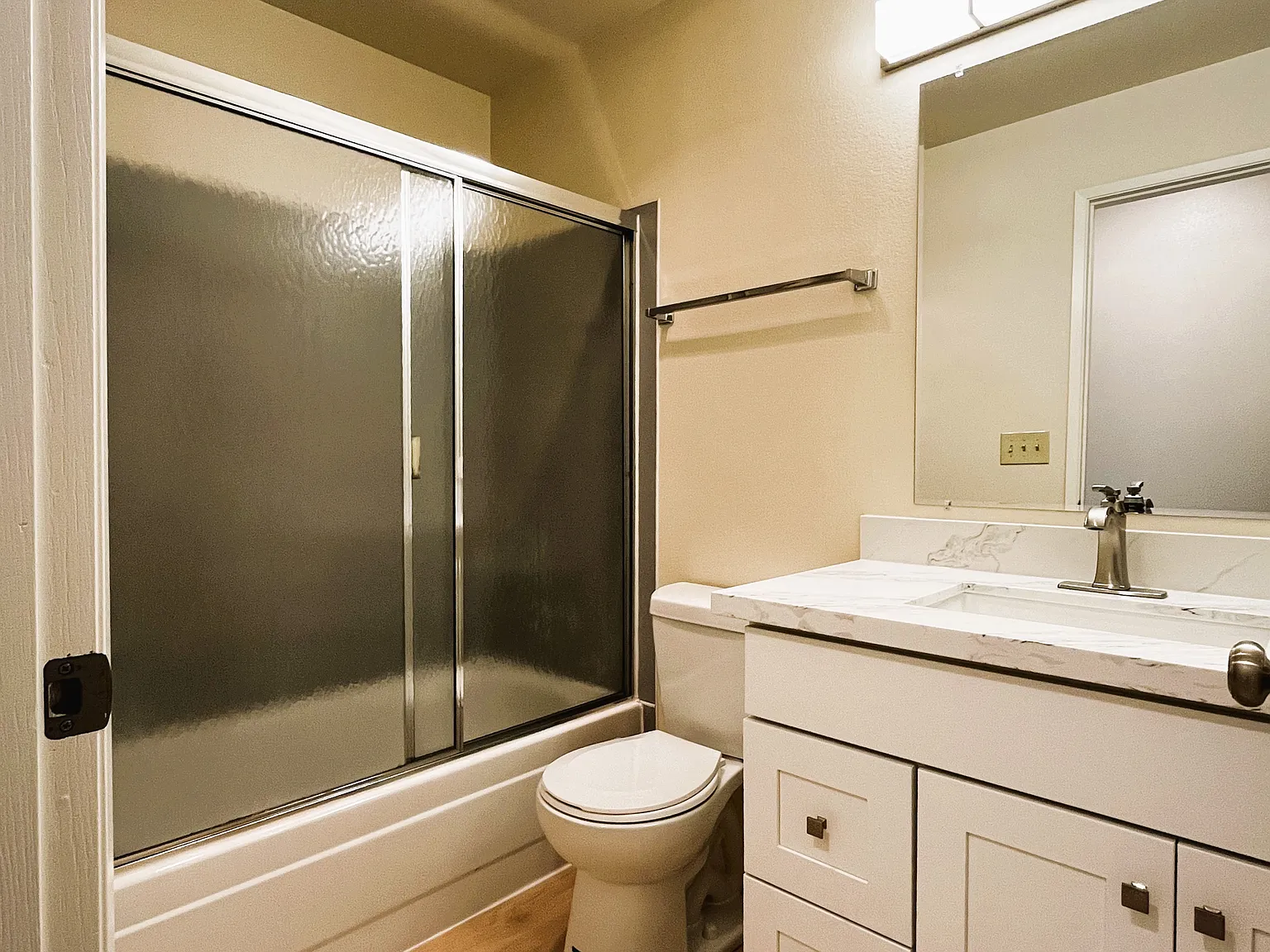 1 bed, 680 sqft, $1,995 — Photo 2