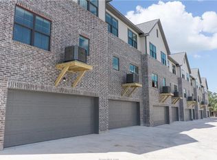 612 Clay St, Bryan, TX 77801