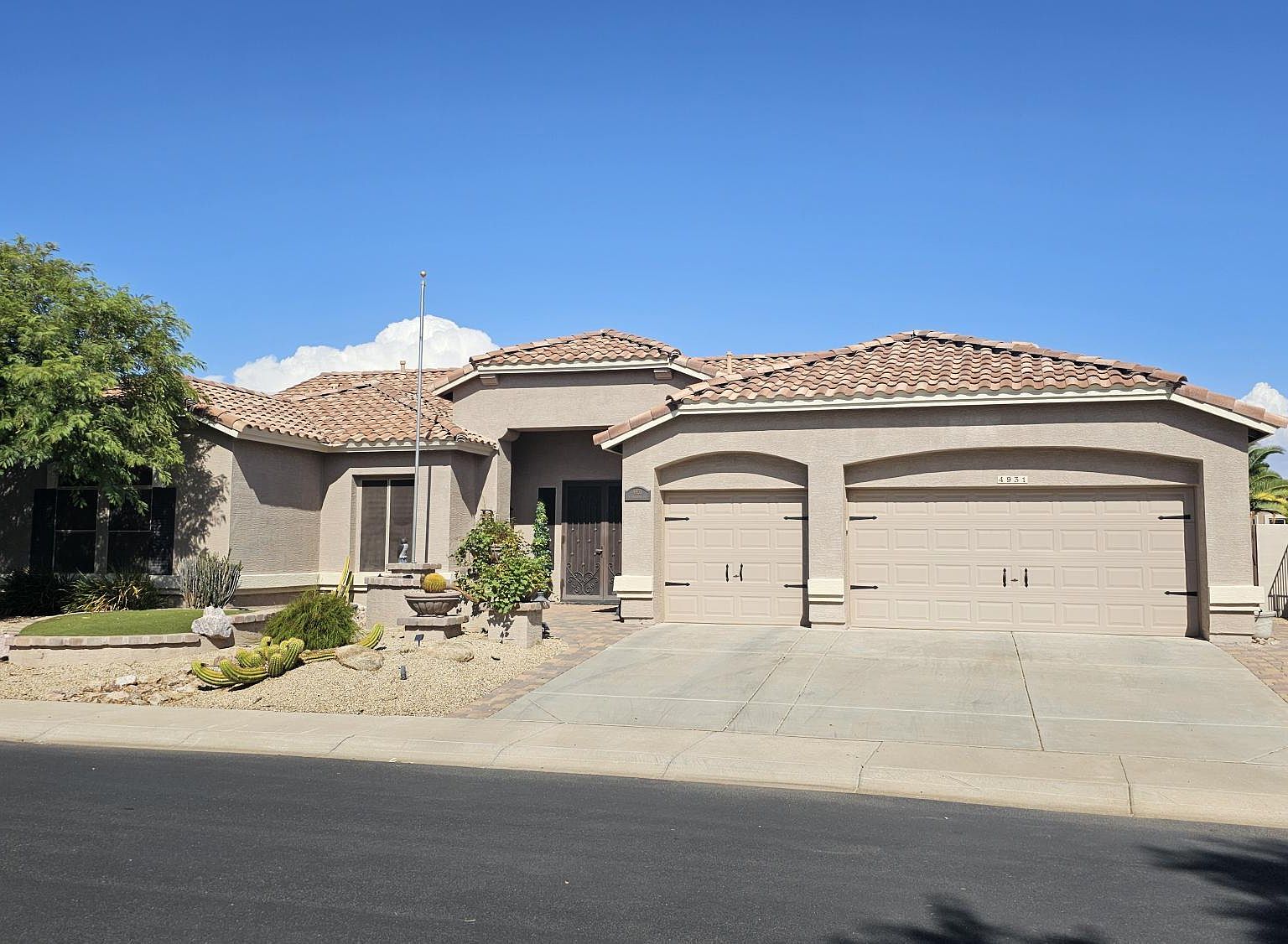 4931 S Tangerine Ln