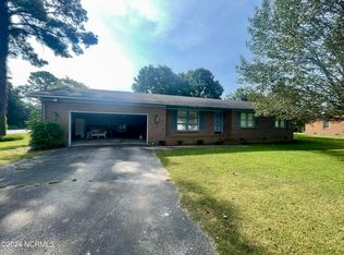 201 W 4th St, Oak City, NC 27857