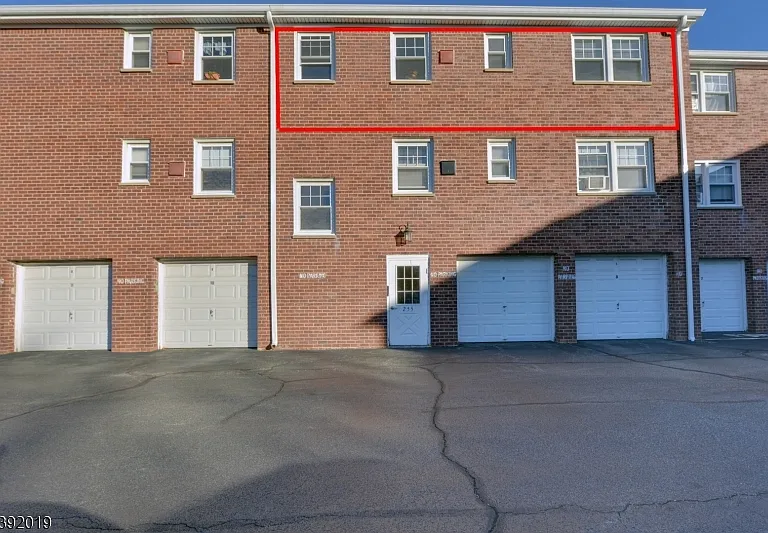 255 Bogert Rd #2A — Photo 22