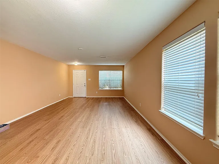 2623 Marble Manor Ln — Photo 3