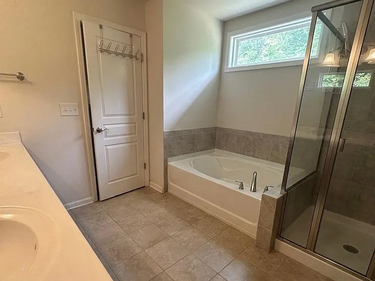 3550 Graham Way — Photo 4