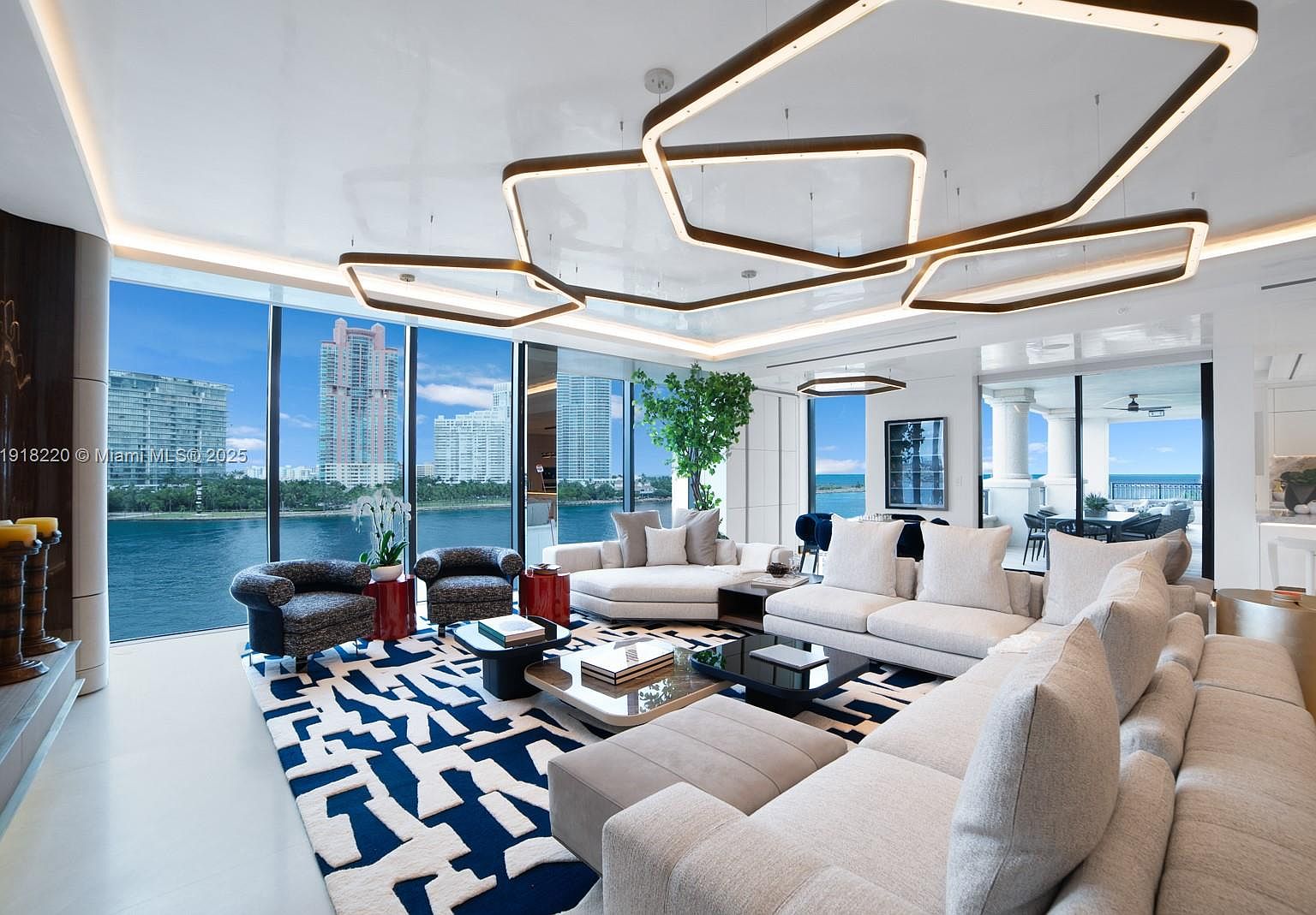 6800 Fisher Island Dr #6864