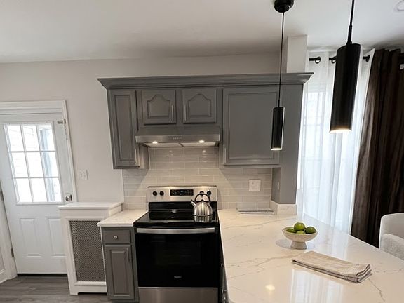 4th image of 1329 Penn Ave #3