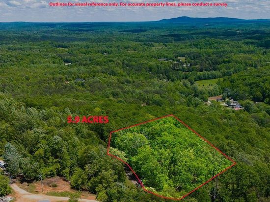 280 Dovehaven Dr, Pickens, SC 29671
