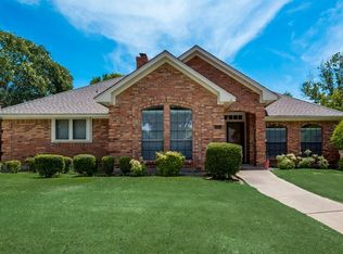 1424 Thistlewood Dr, Desoto, TX 75115