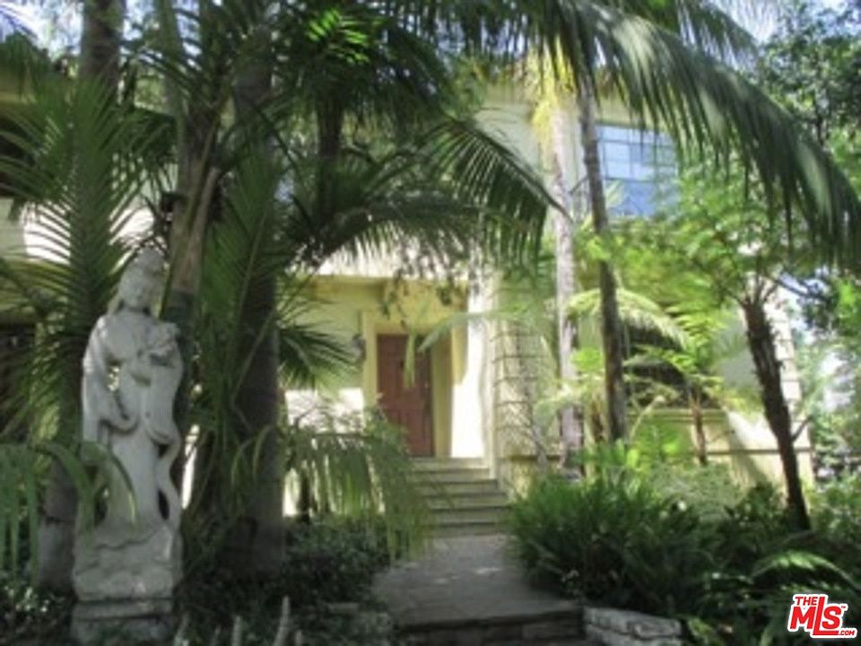 1st image of 8415 Fountain Ave