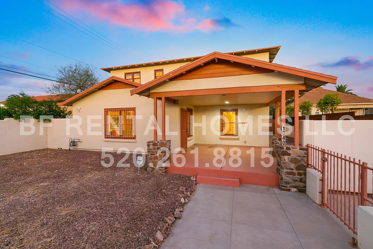 Building Photo - 1040 N Arizona Ave