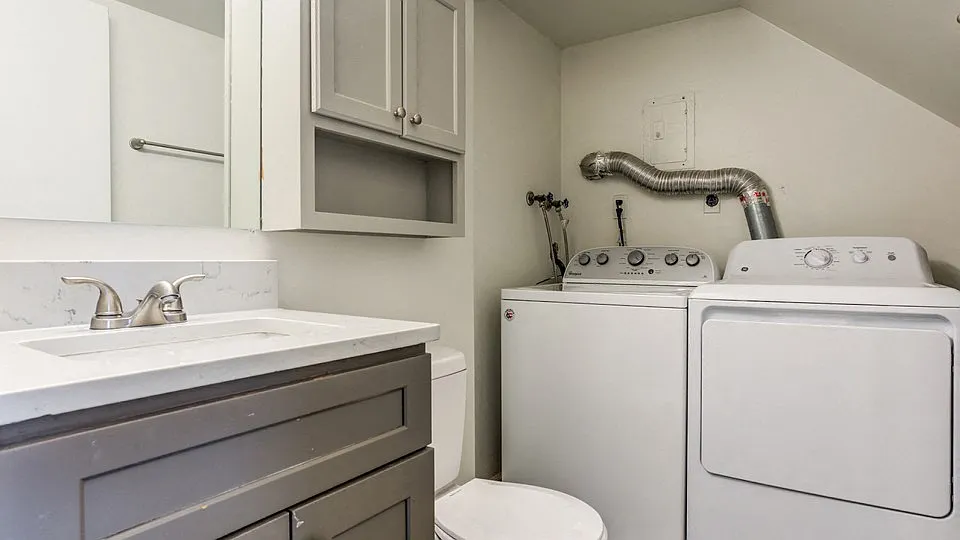 The View Apartments St Charles — Photo 2