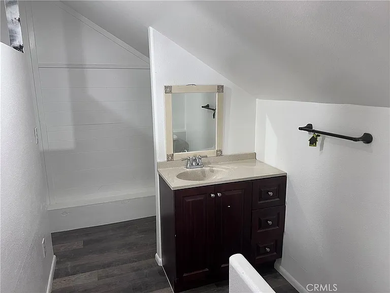 16215 Salazar Dr #B — Photo 9