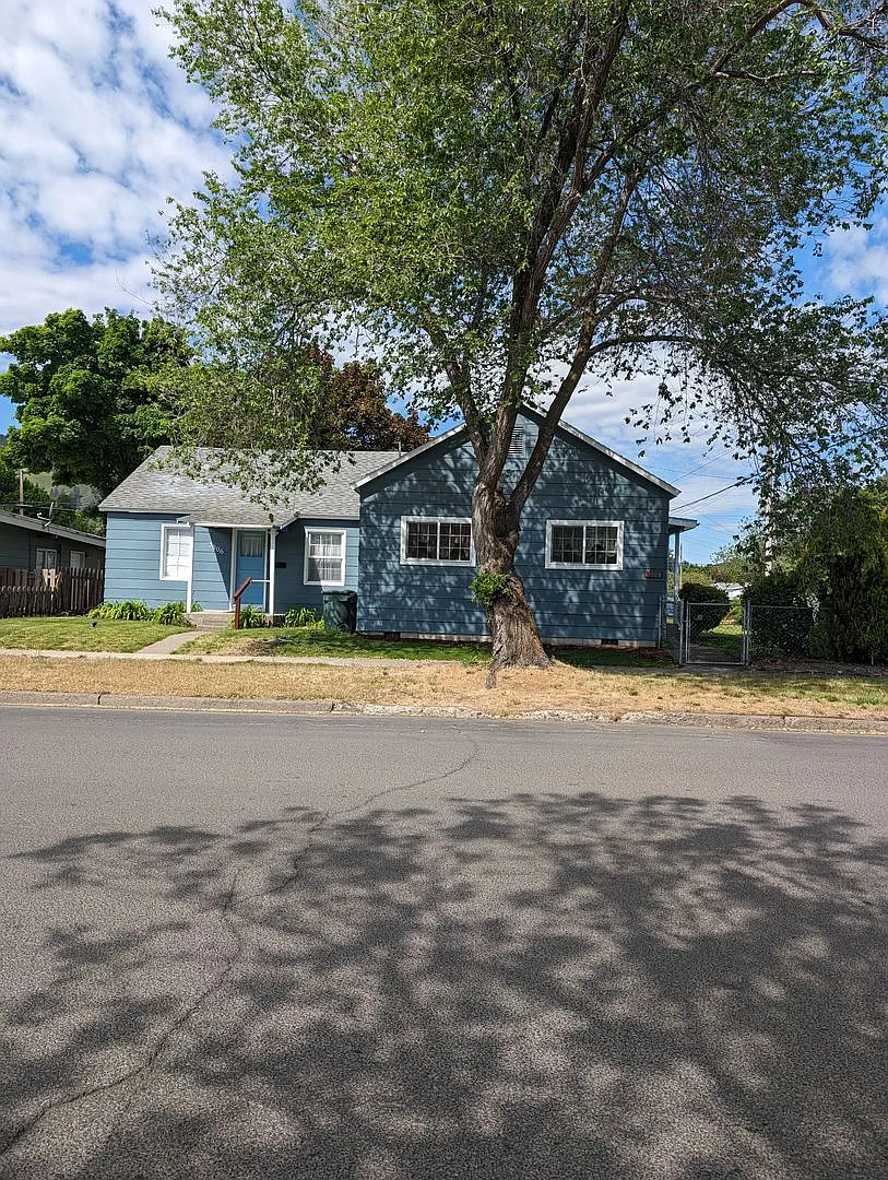 2 Bed Duplex — Photo 1