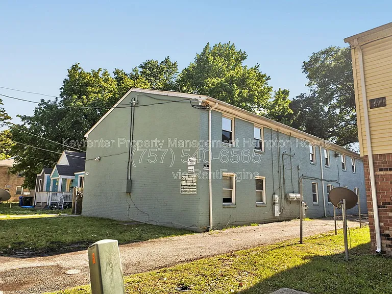 6249 Alexander St #C — Photo 1