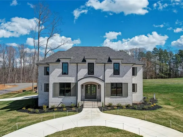 6806 Brennan Way, Oak Ridge, NC 27310