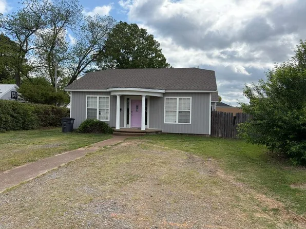402 N Grand St, Searcy, AR 72143