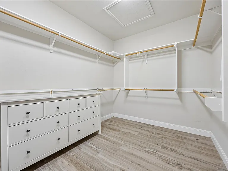 313 S Flamingo Dr — Photo 17