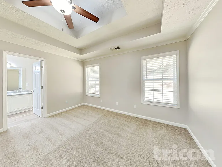 210 Shenandoah Dr — Photo 7