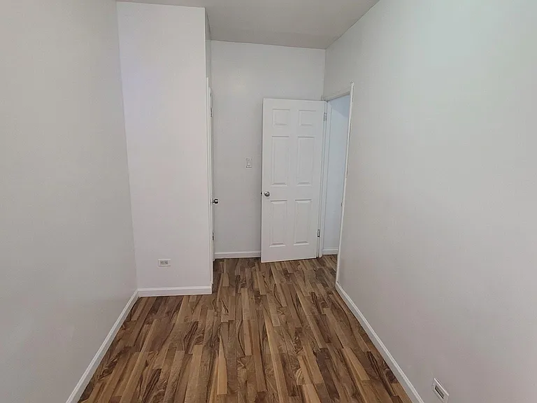 2485 Elm Pl #2B — Photo 15