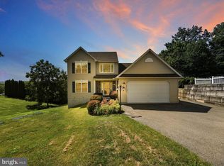 1060 Indian Cv, Auburn, PA 17922