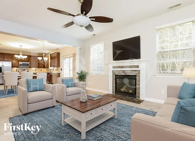 63 Sugarfield Ln — Photo 3