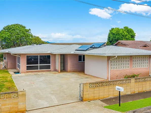 1277 Kaweloka St, Pearl City, HI 96782