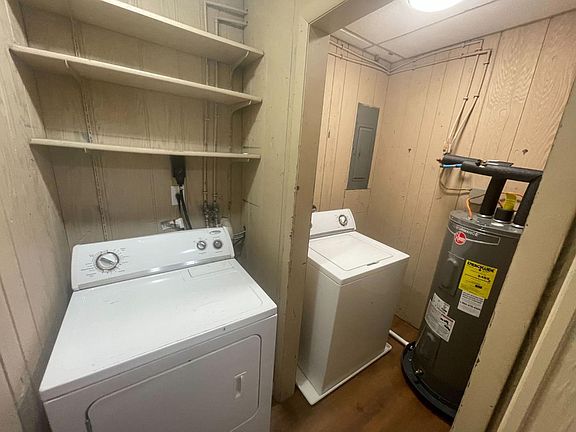 2nd image of 210 Glen Ave #2
