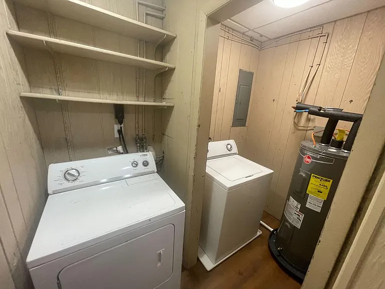 210 Glen Ave #2 — Photo 4