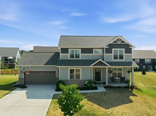 78 Weston Ridge Rd, Oconomowoc, WI 53066